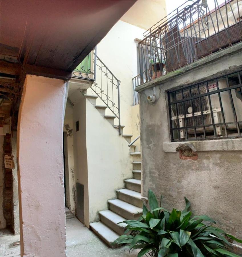 Eagle'S Nest Venice Guest House Exteriér fotografie